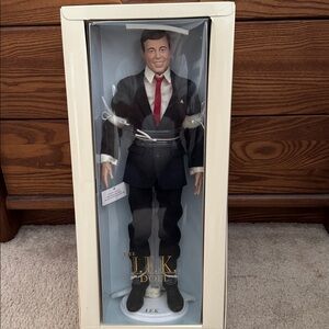 Franklin Mint, The J. F. K. Doll
New in box. Never taken out of box.